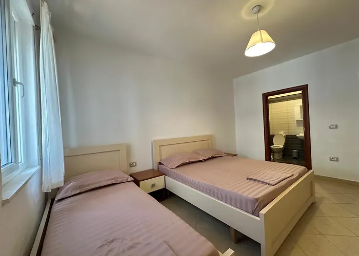 Coastal Comfort - Spacious 1-bedroom